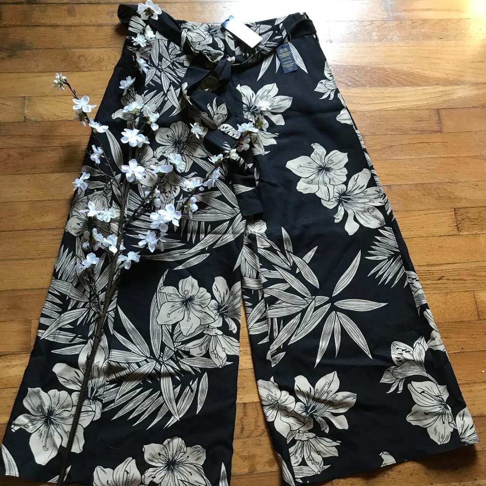 NWT Ralph Lauren Linen-Blend Wide-Leg Pants & Top. - Picture 7 of 7